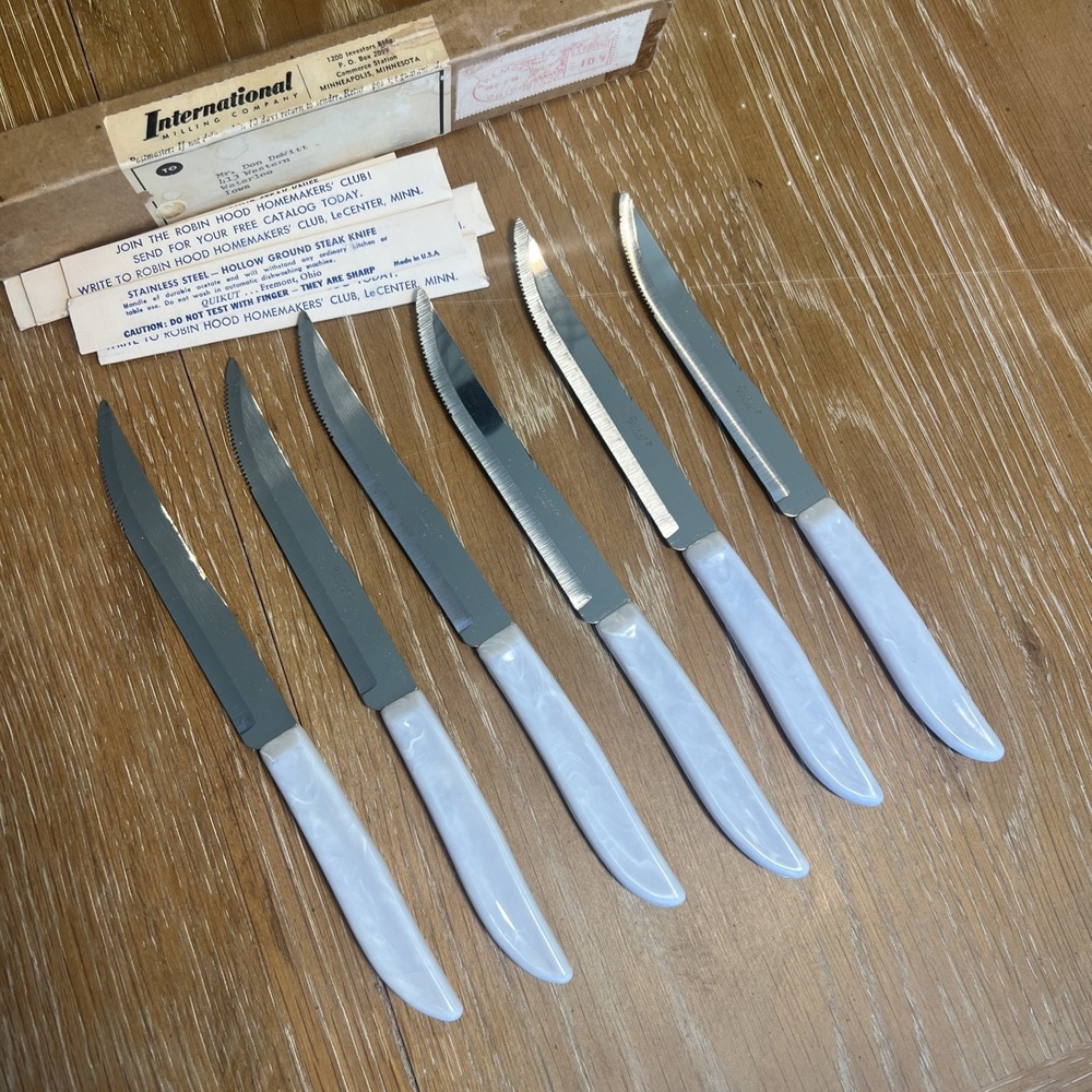 QUIKUT VTG NOS Hollow Ground Stainless Steak Knives 6 Knives In Orig.Sleeves/Box
